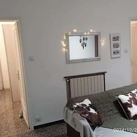 House شقة جنوة