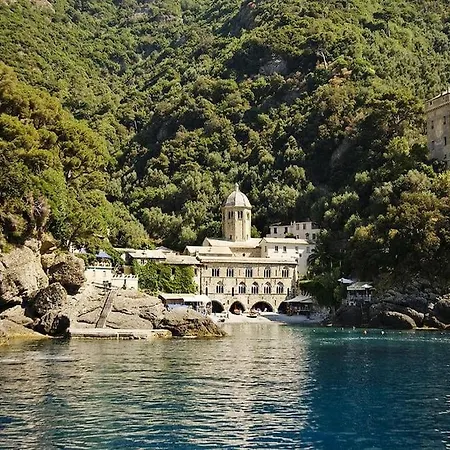 Apartman House Genova